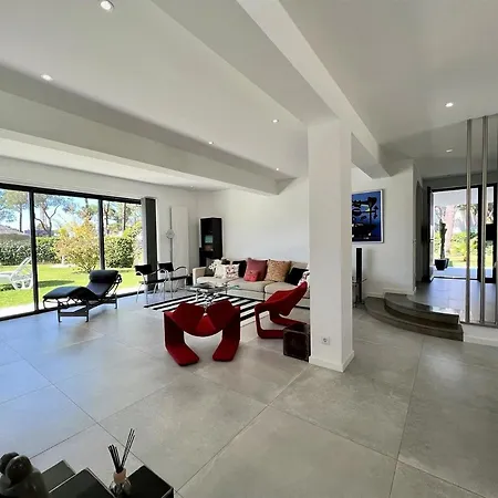 Excellence With Pool By Homing וילהמורה